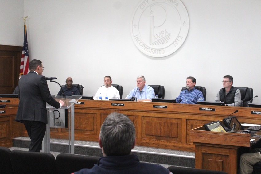 PISD Superintendent Hugh Piatt speaking to the City Commissioners.
