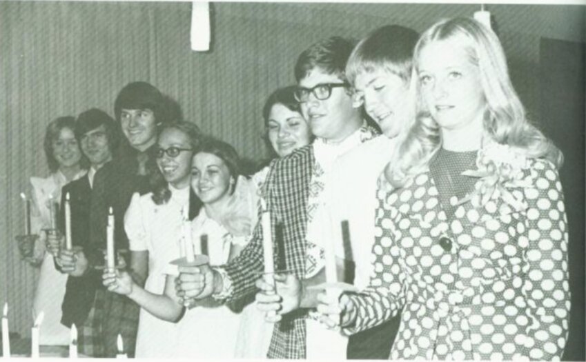 This photo is from page 28 of the 1975 Harvester Yearbook.