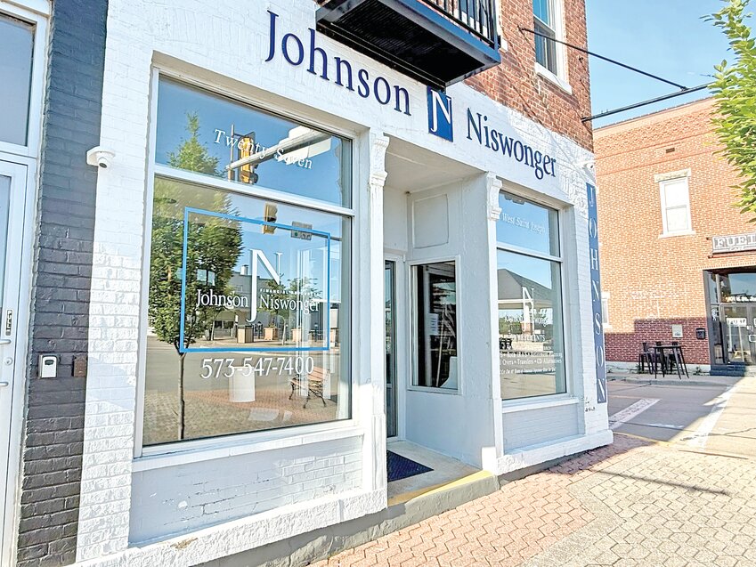 Wronged investors are no longer standing in front of the locked doors of Johnson and Niswonger Financial, but it will be a long time before Perryville forgets the alleged scam that has hurt so many people in the community.