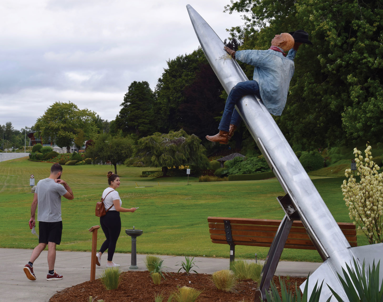 A piece titled “Rocketman” on display at Peace Arch Park as part of the annual exhibition. Artist Ron Simmer said in the exhibition brochure that the sculpture “symbolizes man’s urge to explore the world and the universe.”