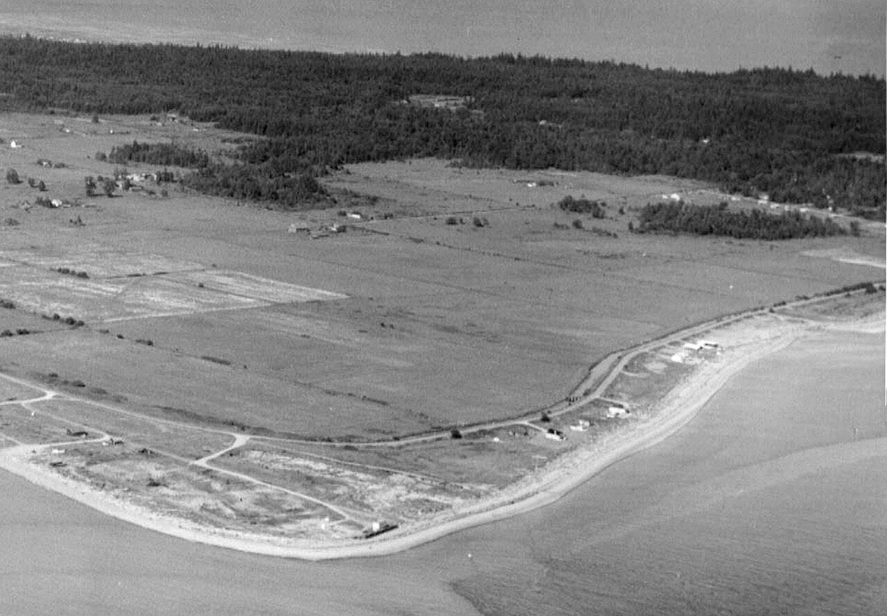 Lighthouse Marine Park, before it was a park. A view in 1961 of the lands which would become Lighthouse Marine Park.
