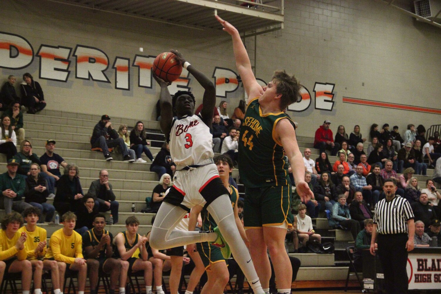 Blaine junior forward Abdul-Fattah Kanagie pulls up for a jump shot against Sehome on January 30. The Borderites honored six departing seniors, and will play one more home game against Mount Baker in the Northwest Conference 1A District playoffs on Monday, February 5.