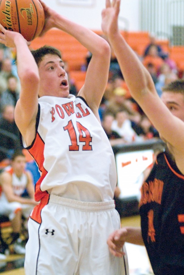 Senior Zane Bushnell, shown here against Jackson, set a PHS school record with 11 steals against Pinedale on Saturday.