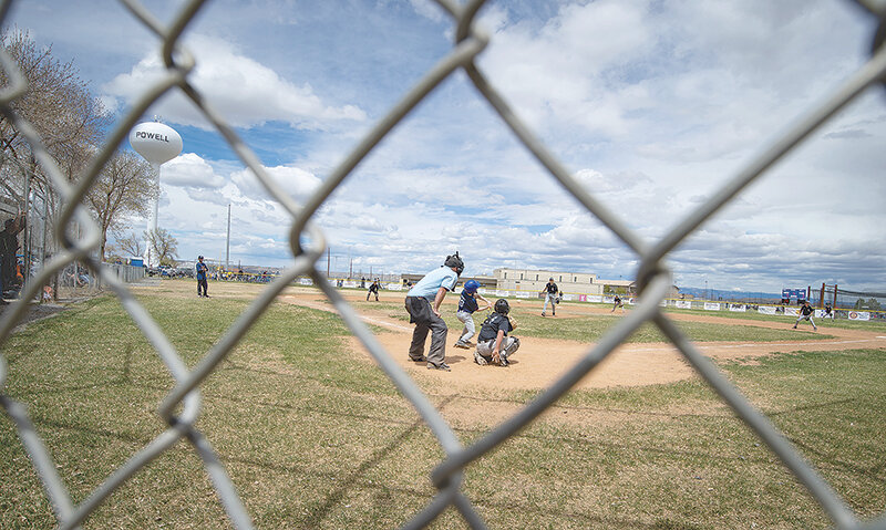The Cubs and the White Sox battle on the majors’ field Saturday, marking the first day of the season for Little League stars in Powell. More than 260 players have formed 24 teams this year.