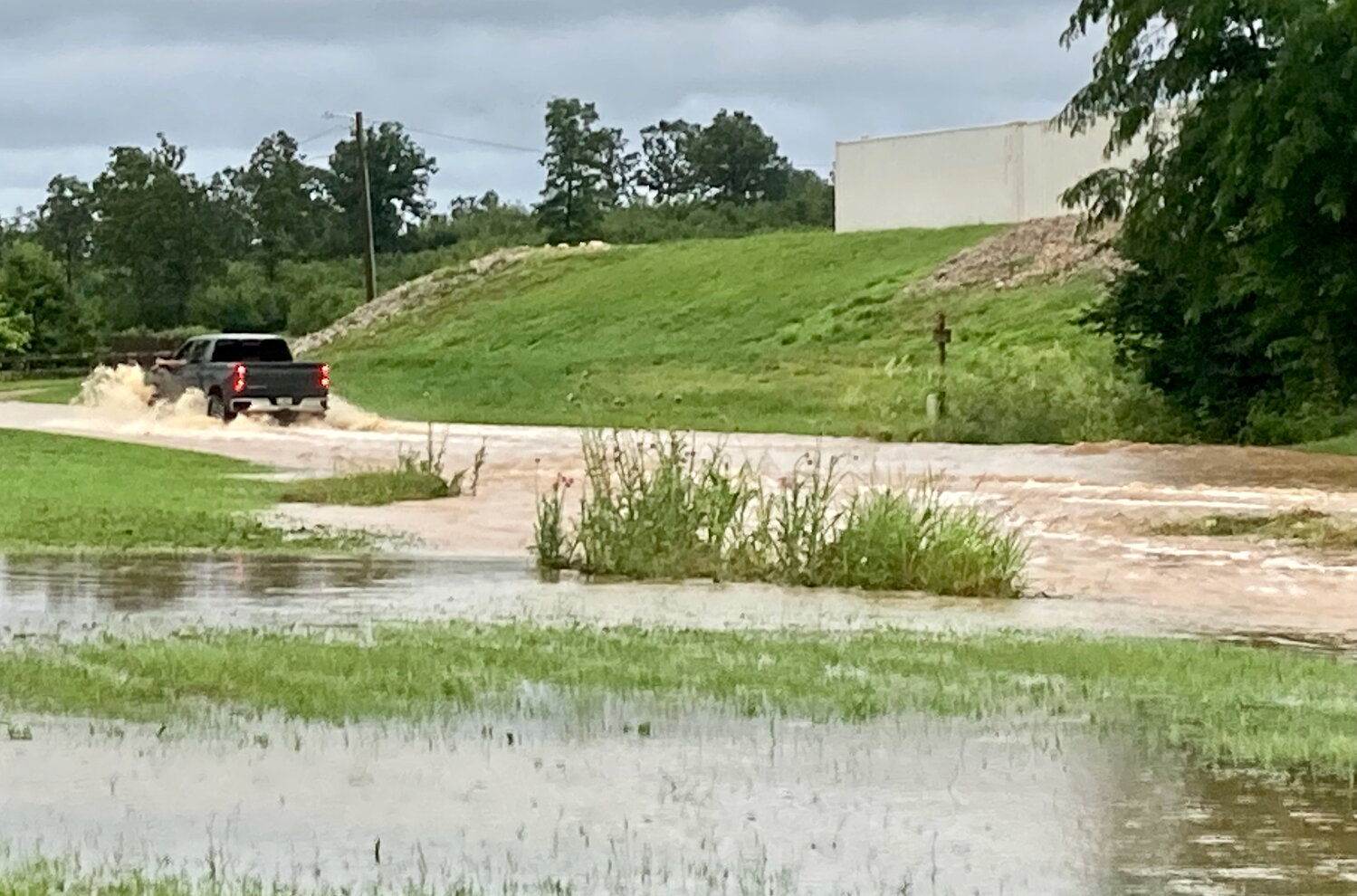 More than 1,300 lose power as storm drops nearly 4 inches of rain on West Plains