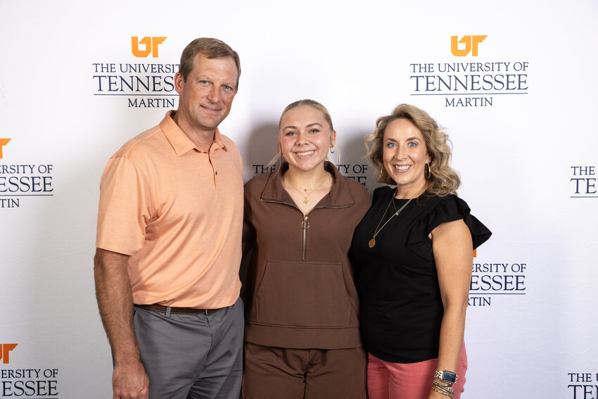 Jason, Addie and Beth Roberts