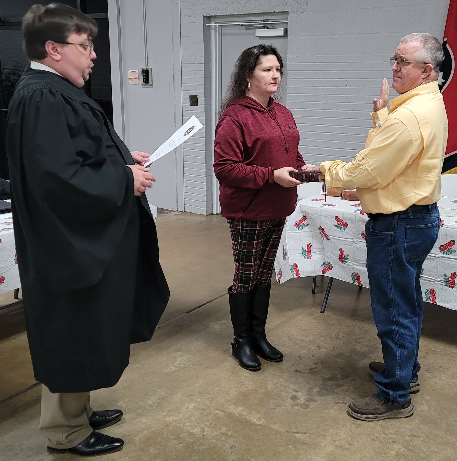 Dresden Swears In Aldermen, Passes Juvenile Detention Support 