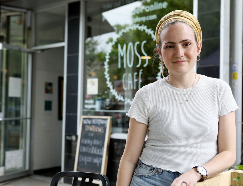 During her third pregnancy and birth, Moss Caf&eacute; owner Emily Weisberg forged a friendship with Emilie Rodriguez and Myla Flores. Now, they&rsquo;re working together to deliver meals to families across the Bronx that have just welcomed a new baby into their home.