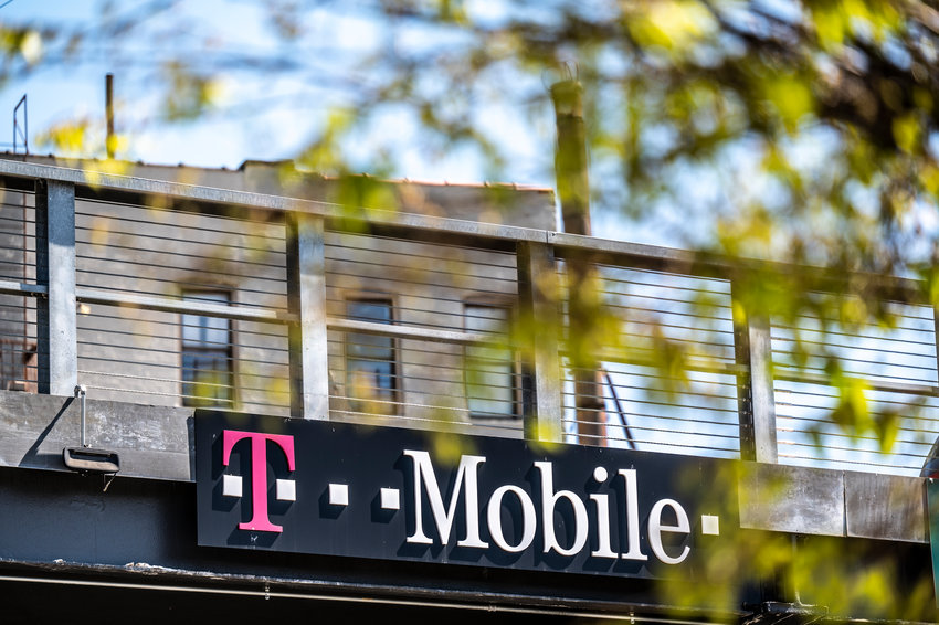The exterior of the T-Mobile store at 193 West 237th Street.