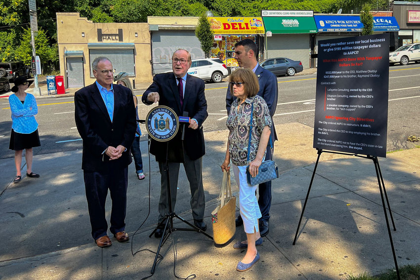CB8 land use committee chair Chuck Moerdler speaks to the assembled crowd in front of the site of the proposed homeless men&rsquo;s shelter in North Riverdale Tuesday. CB8 chair Laura Spalter, Assemblyman Jeffrey Dinowitz and City Councilman Eric Dinowitz also voiced their concerns.
