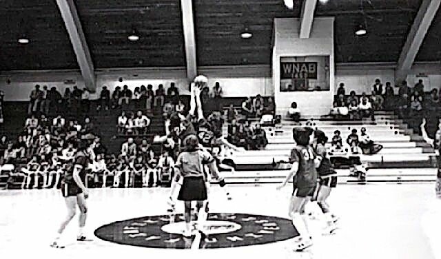 The Manhattan College women&rsquo;s basketball team during a tip-off against Fairfield University in the 1976-77 season.