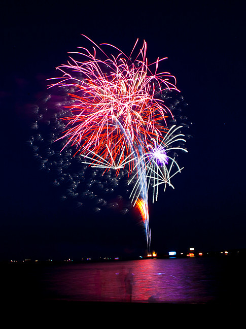 Independence Day fireworks came early to the Bronx with bombs bursting in air over Orchard Beach on June 27 courtesy of state Sen. Jeff Klein and Bronx Borough President Ruben Diaz Jr. Hundreds gathered on the shore for the sound and light show.