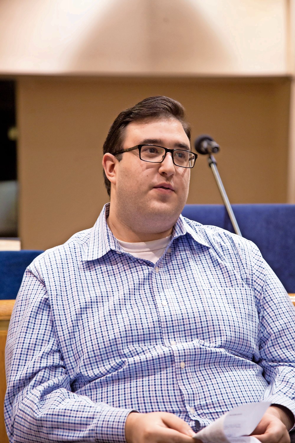 Asher Lovy talked about the abuse he suffered from as a child during a panel discussion at the Hebrew Institute of Riverdale. Lovy is the director of community organizing for Zaakah, a non-profit helps abused children in ultra Orthodox community