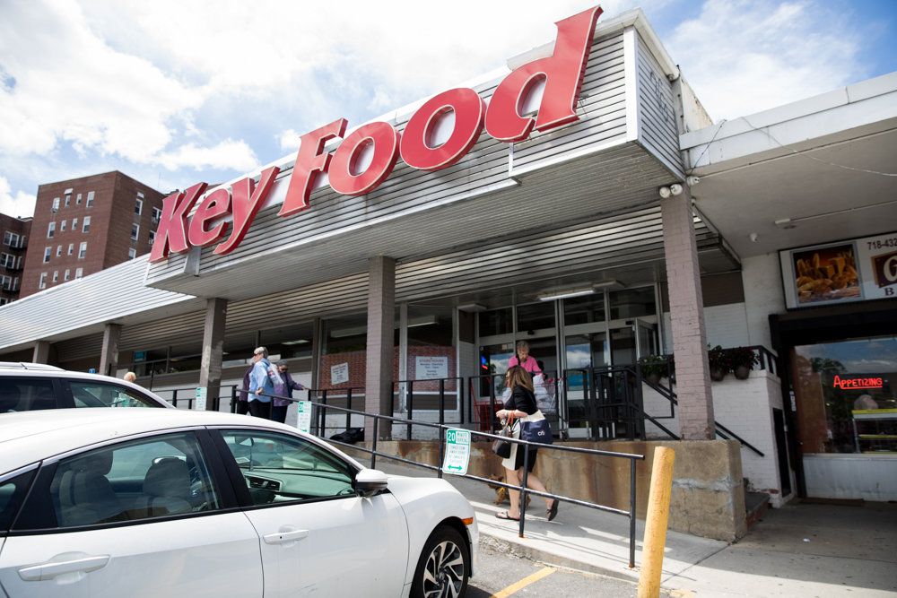 Having grown increasingly dissatisfied with the Key Food in North Riverdale, some neighbors have made it clear they would gladly trade the beleaguered supermarket for Trader Joe’s.