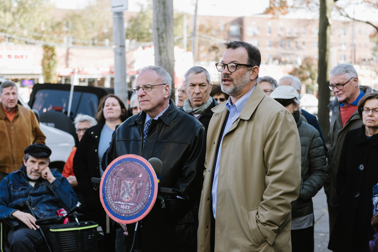 Assemblyman Jeffrey Dinowitz and Councilman Andrew Cohen speak against Montefiore Medical Center’s reported plan to revive efforts to build a 10-story health care facility on the empty lot south of the intersection of West 238th Street and Riverdale Avenue.