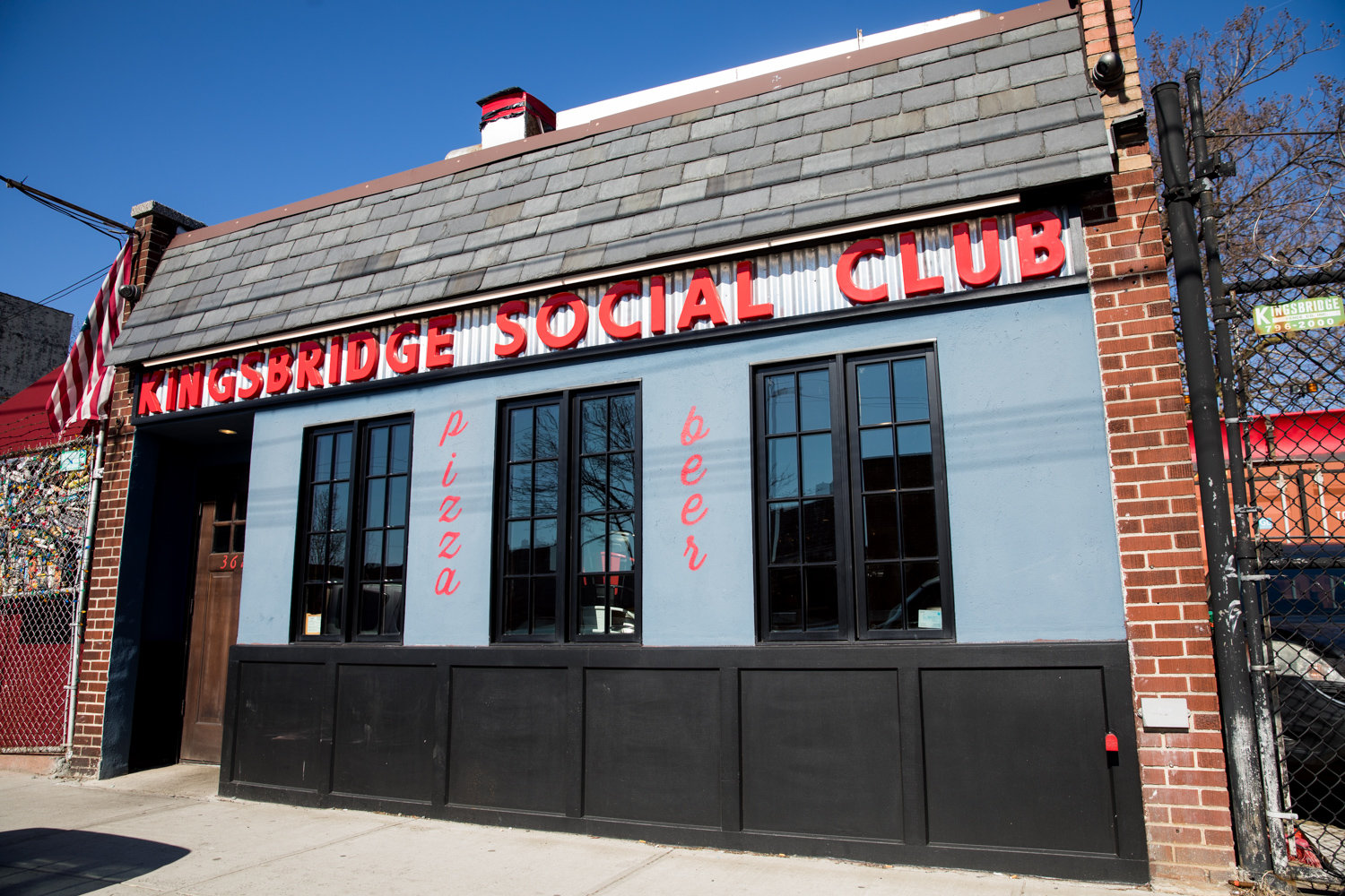 Regulars and first-time customers alike will no longer be able to enjoy the rustic interior of Kingsbridge Social Club after Mayor Bill de Blasio’s executive order that limited all restaurants and bars to take out and delivery orders only.