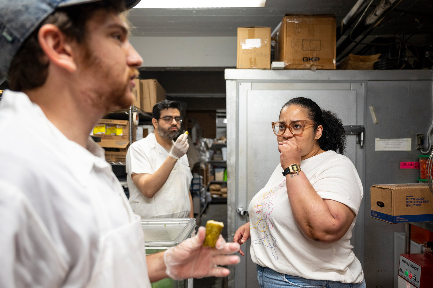 Preparing meals for its postpartum meal sponsorship as well as the Moms Feed the Bronx organization, Moss Café on Johnson Avenue has taken steps to become more grounded in its community.
