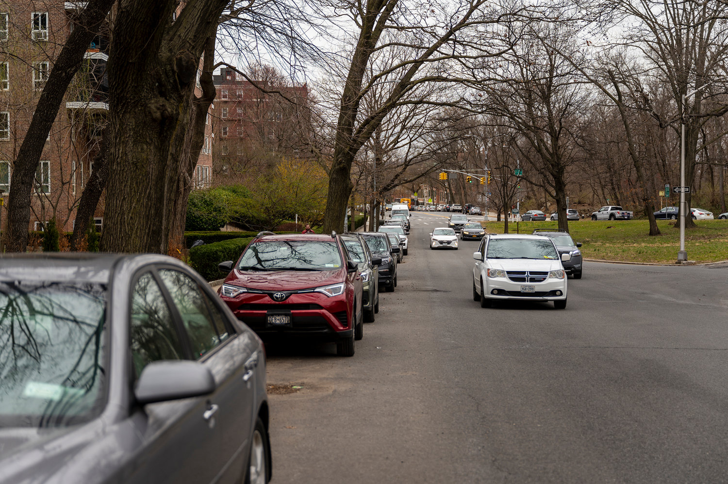 Some areas on Riverdale Ave seem almost impossible to either share a lane or take one away. If bike lanes are added on West 254th Street the road will be extremely tight. As traffic goes southbound and a slight merge of the highway to Henry Hudson Parkway is no shy cry away.