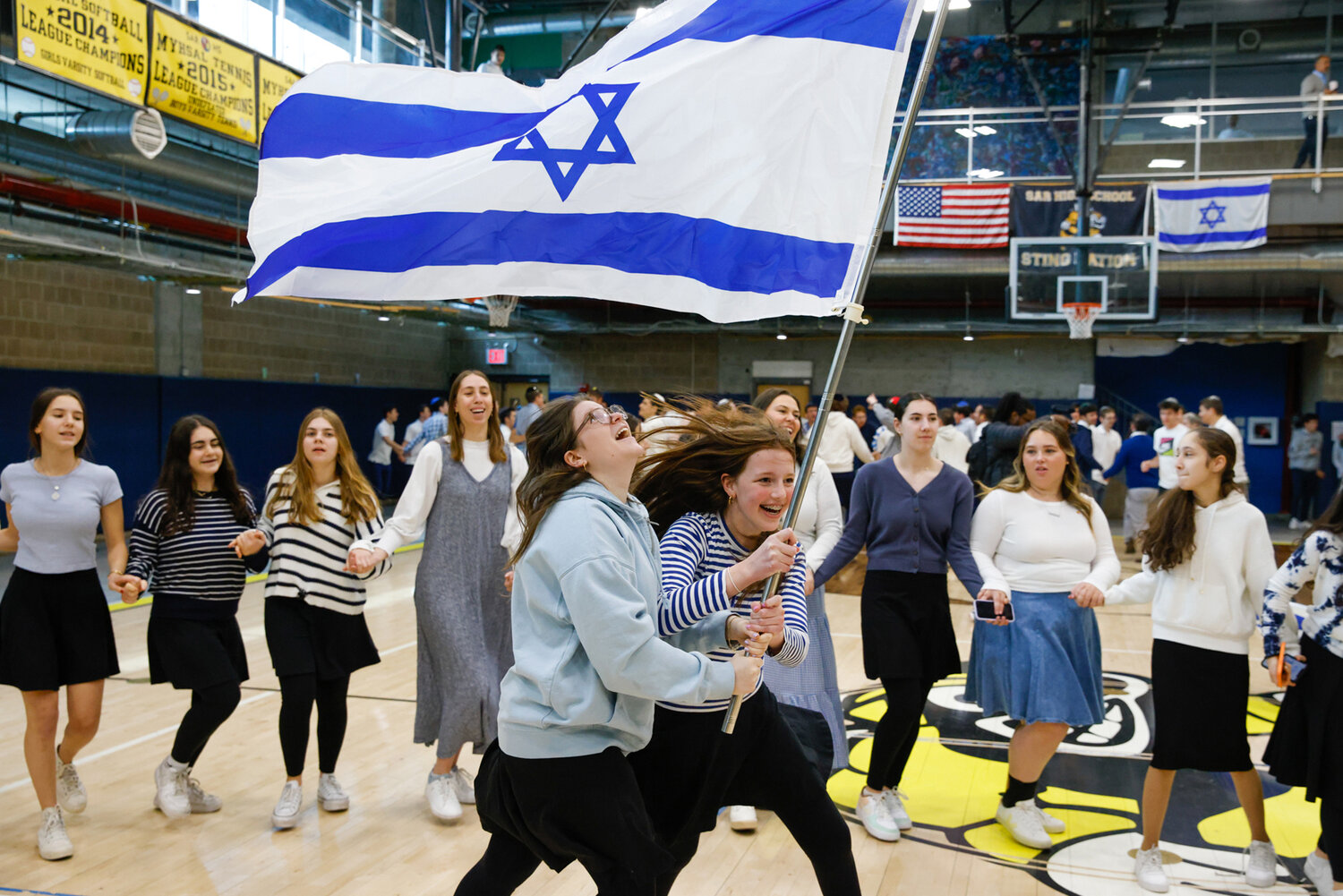 On April 25 SAR High School and Academy celebrated Yom Ha’atzmaut. The high school started with a schoolwide tefilla — a prayer — memorable and exciting festivity along with scholarly lessons dedicated to find peaceful solutions in any situation and meaning in Israel’s founding father. In 1948, David Ben-Gurion was the known national founder of the state of Israel. And the first prime minister.