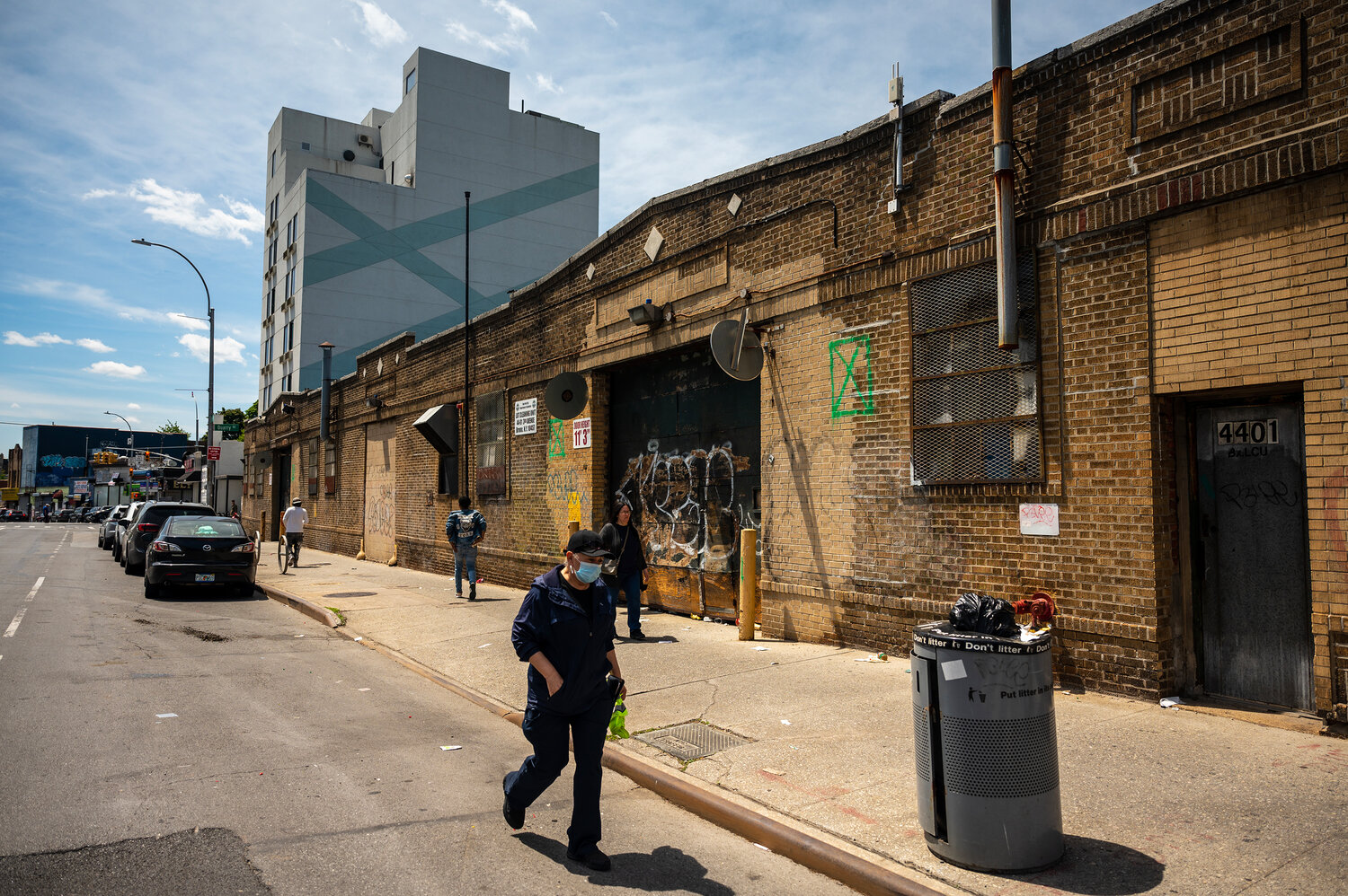 The New York City Department of Sanitation does not seem to be making much use of a shuttered facility at 4389 3rd Avenue near St. Barnabas Hospital, pictured here on Monday, May 8.