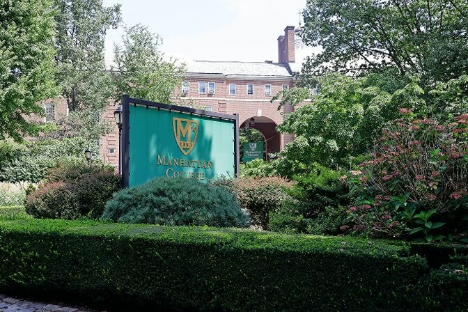 When it comes to legacy admissions, Manhattan College claims it does not have an official policy for putting alumni children or relatives above others applying to the Lasallian school.