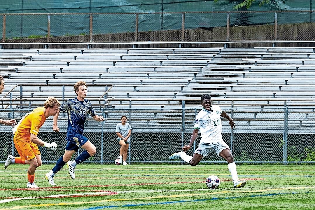 Junior striker Tony Yeboah has been a bright spot for the Manhattan College men’s soccer team despite the team being winless in four games so far.
