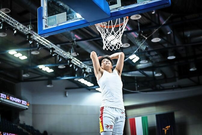 Before announcing his commitment to Manhattan, Xinyi Li suited up for the Chinese National Team in the FIBA Under-19 Basketball World Cup held in Budapest, Hungary. Li posted a personal best 10 points in a game against Korea, and ultimately led China to a 10th place finish in the 16-team field.