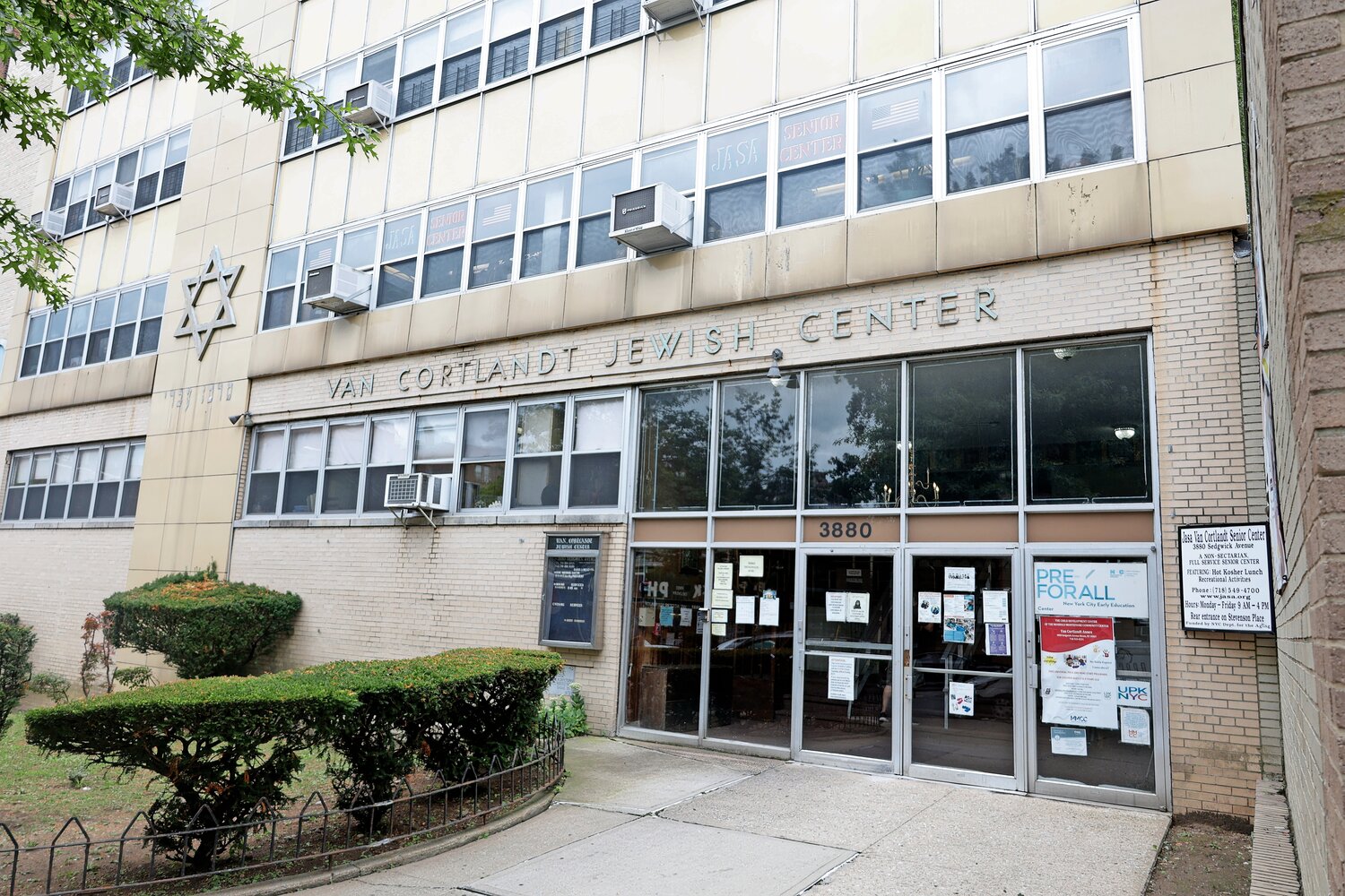 The Van Cortlandt Jewish Center is moving forward with selling its property on Sedgwick Avenue, with chair Jack Kleinfeld saying the board is doing what it believes is best for the synagogue.