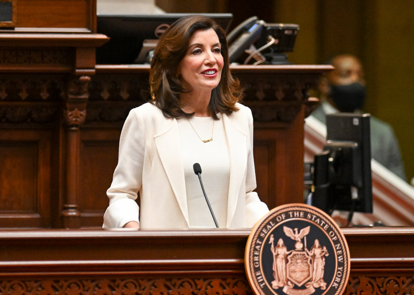 READY FOR THE RACE &mdash;&nbsp;New York Gov. Kathy Hochul delivers her first State of the State address in the Assembly Chamber at the state Capitol, on Wednesday, Jan. 5, 2022, in Albany. According to reports, Hochul leads the field of gubernatorial hopefuls with nearly $22 million raised so far for her campaign.(AP photo)