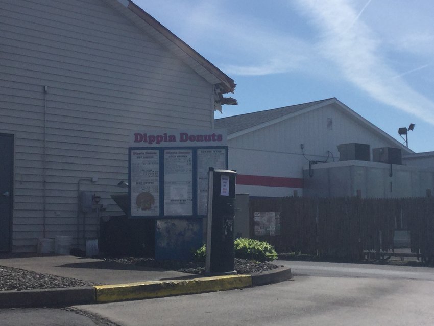 DIPPIN DONUTS DAMAGED &mdash;&nbsp;A delivery truck clipped the corner of Dippin Donuts on Erie Boulevard West shortly after 10 a.m. Wednesday. No one is believed to have been injured and business continued. The Rome Police Department is investigating.