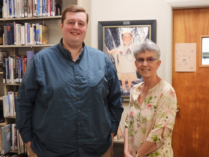 The Sherrill-Kenwood Library is saying goodbye to Library Manager Mary Kay Junglen and welcoming Bill Loveland, who will be the library&rsquo;s next manager. The public is invited to the Library&rsquo;s Aloha Celebration and Reception on Thursday, July 7, starting at 6 p.m.