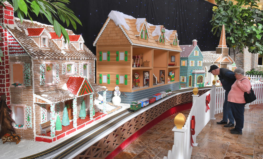 Gingerbread Village open at Turning Stone Daily Sentinel