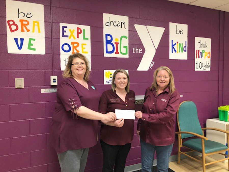 Community Bank presents $3 000 donation to YMCA Daily Sentinel