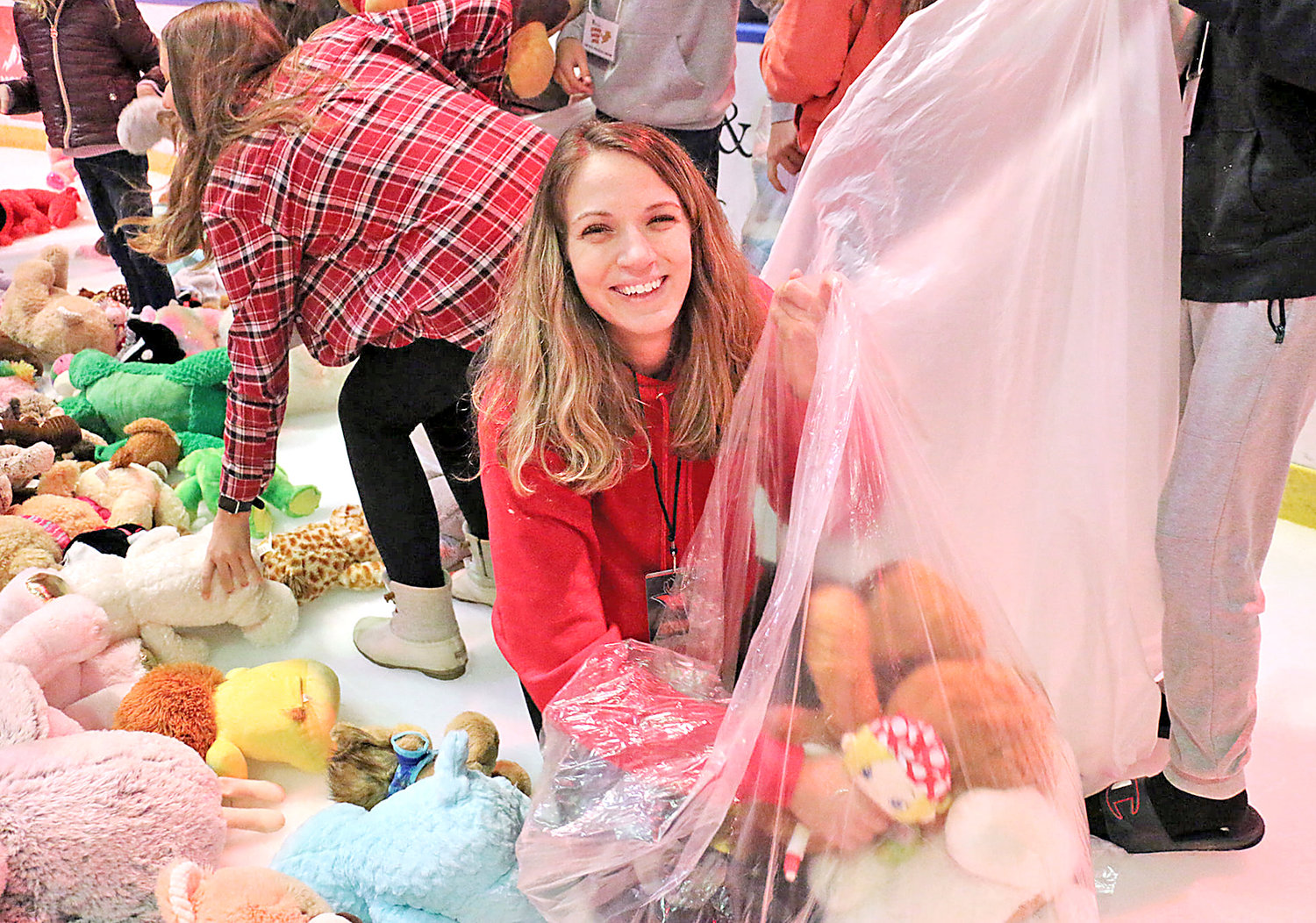 Teddy Bear Toss aids kids in need Daily Sentinel