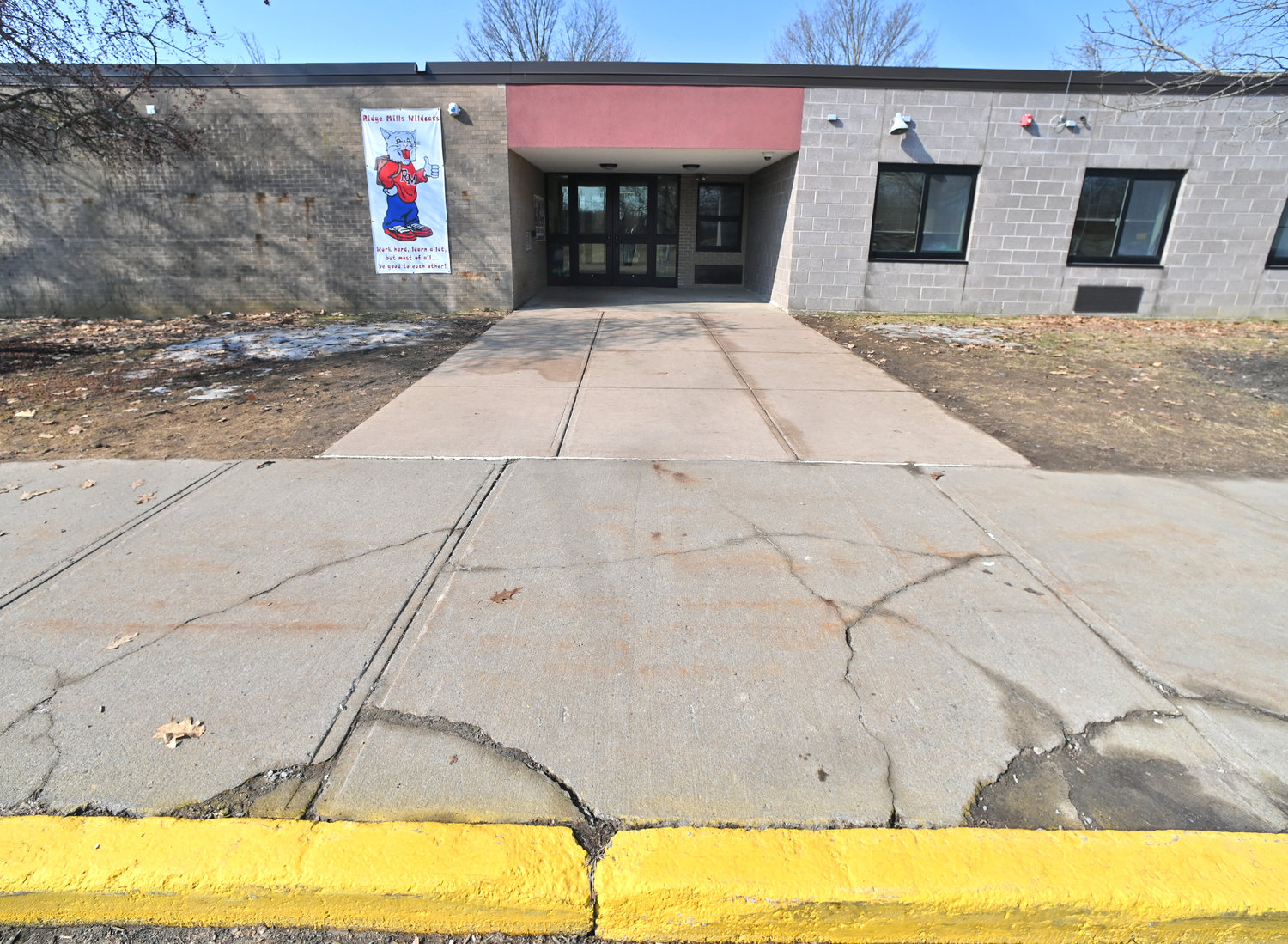 NEW VESTIBULE PROPOSED — The entryway to the Ridge Mills Elementary School, 7841 Ridge Mills Road, is shown on Friday. The Rome City School District has proposed a $949,627 project at the school, which includes the construction of a more secure vestibule.