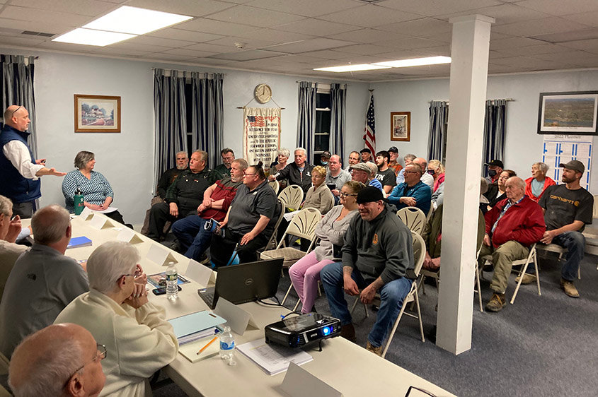 PACKED HOUSE — Fort Johnson residents fill Village Hall during an informational meeting about the process to potentially dissolve the village government on Wednesday.
