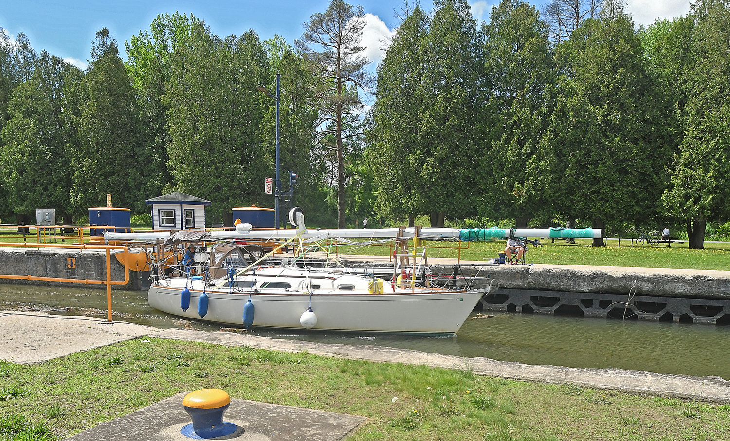 Boat going west on the canal after passing through Lock 20 in Marcy Monday morning.