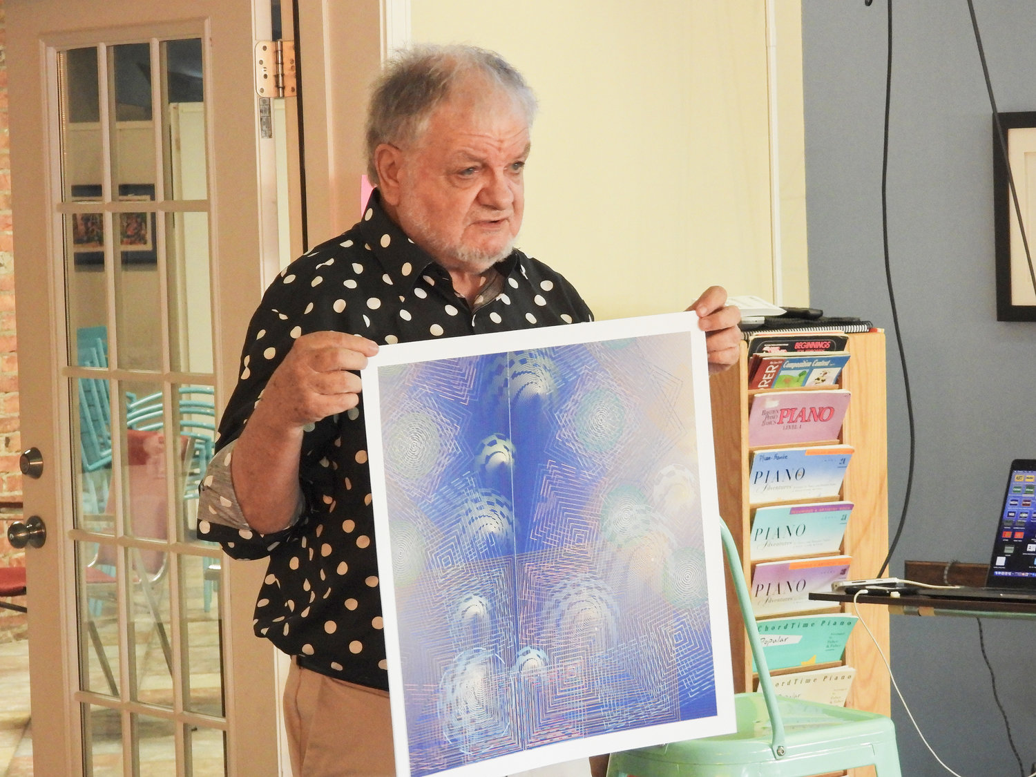 Local artist Stephen Carpenter held a meeting at the Oneida Lakes Arts and Heritage Center and unveiled his latest project: Bolero de Cochereau. The North Bay artist is looking to render the musical piece of Pierre Cochereau into color, shape, and space as a cinematic expression