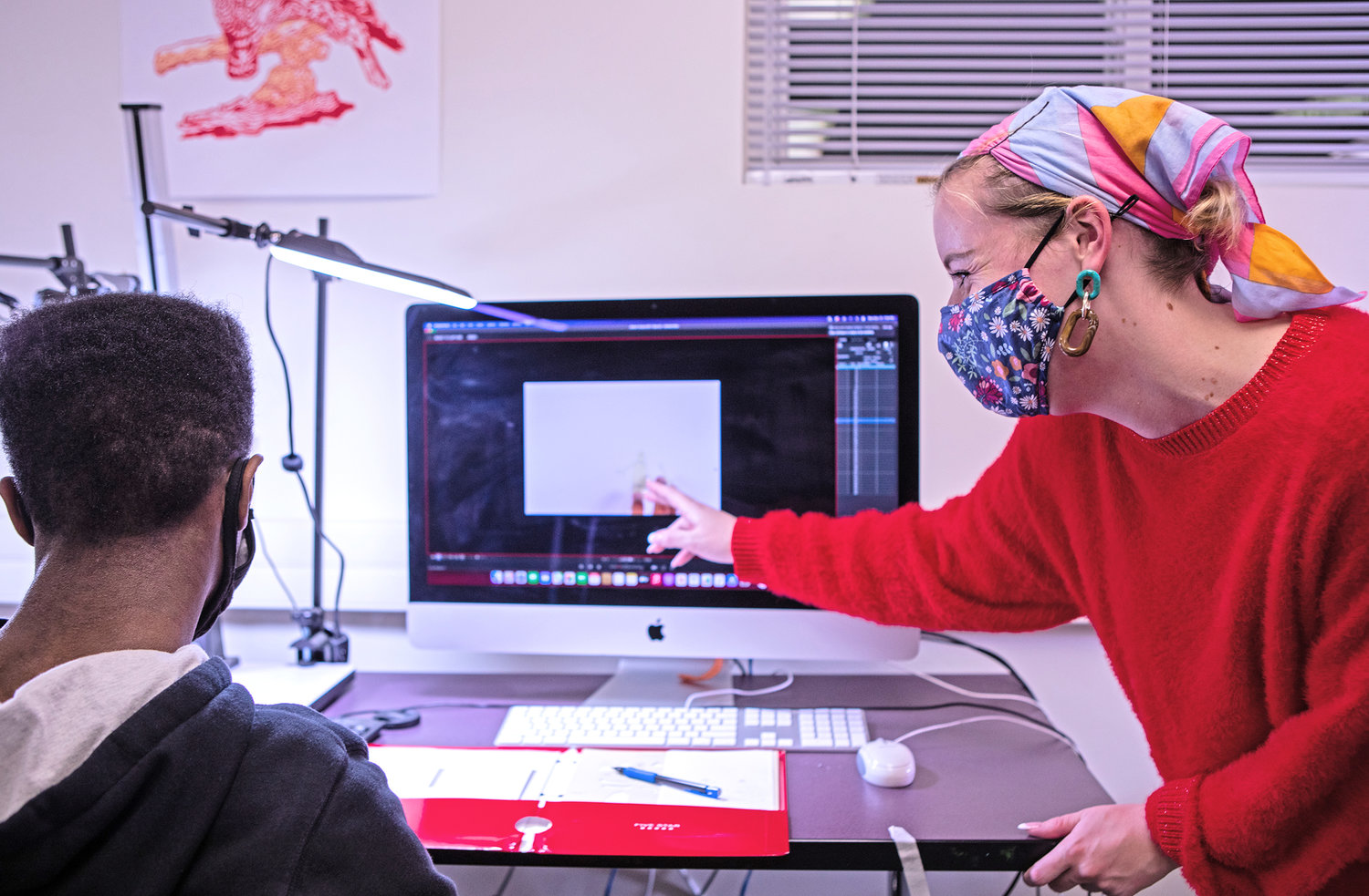 Former Munson-Williams Proctor Arts Institute Artist in Residence Amy Bruning instructs a course on Digital Animation, one of the courses offered through the arts institute’s Community Arts Education program this fall.