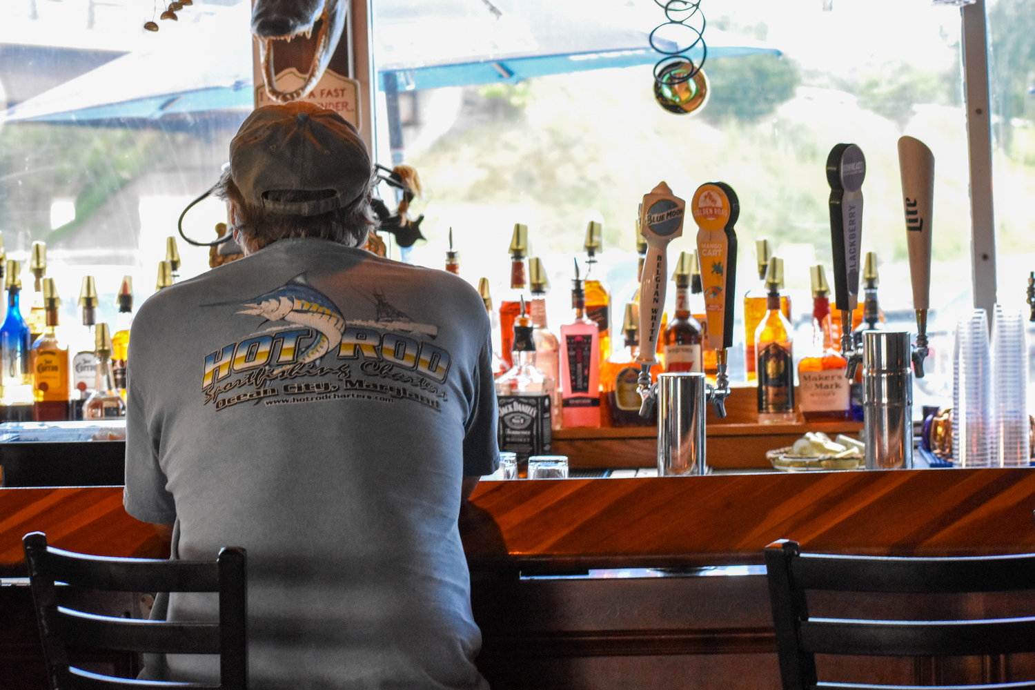 The bar at the Crazy Clam welcomes locals and tourists alike.