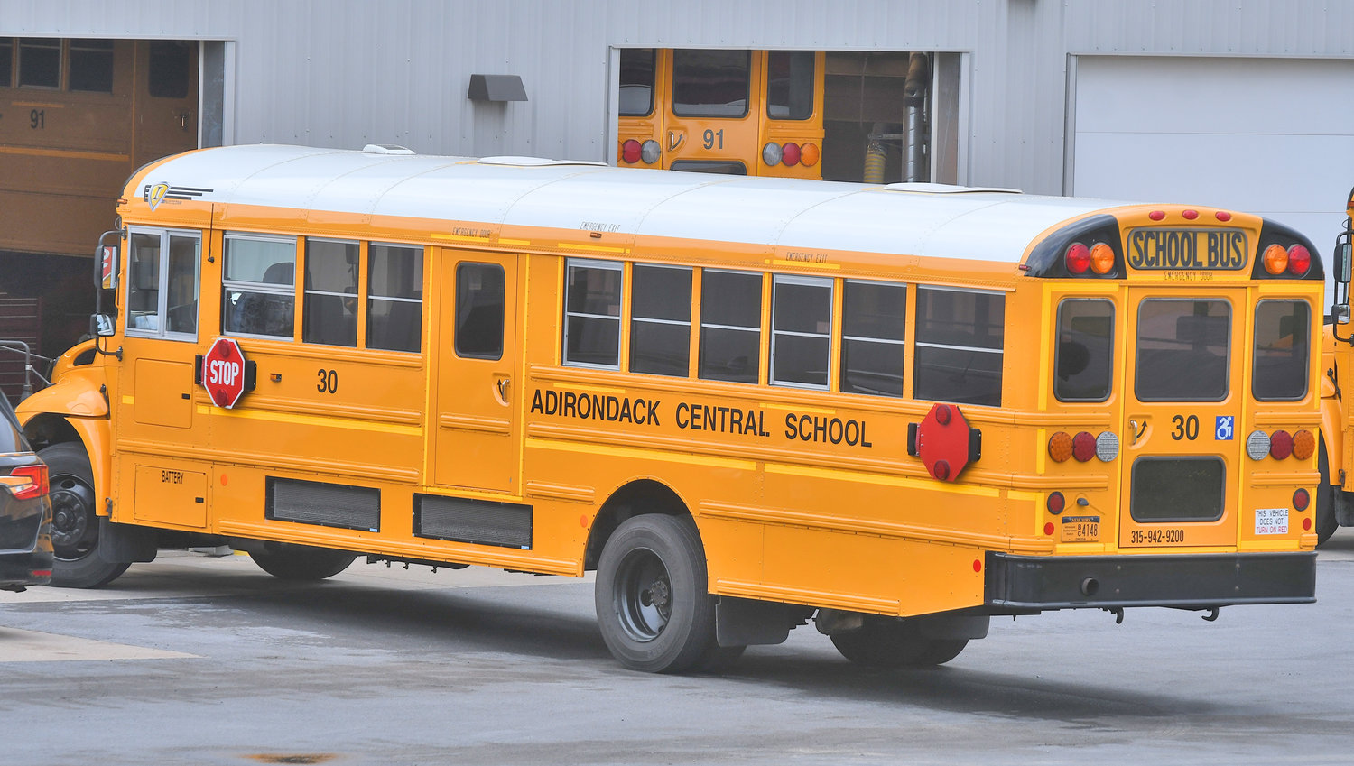 You Must Stop For School Buses With Flashing Red Lights Daily Sentinel