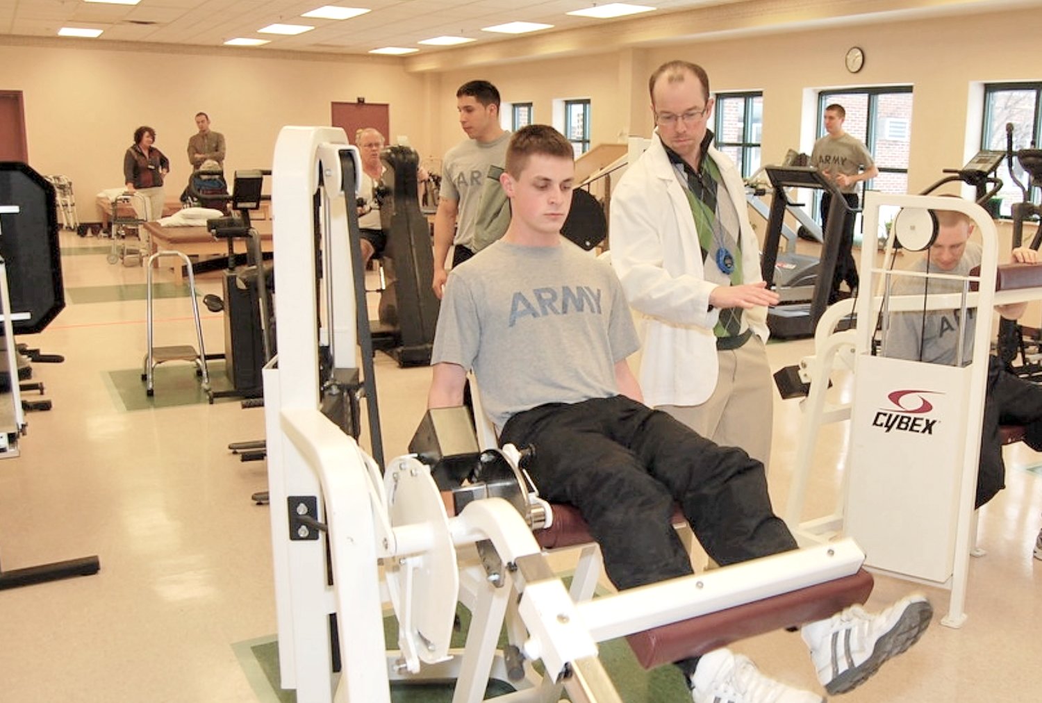The Sitrin Military Program, which provides comprehensive, complimentary care to local post-9/11 veterans and service members who have post-traumatic stress, suicidal ideations, depression, amputations, spinal cord injuries and other combat-related conditions. Therapy and treatment options are personalized for each veteran based on military, combat, and reintegration experiences.