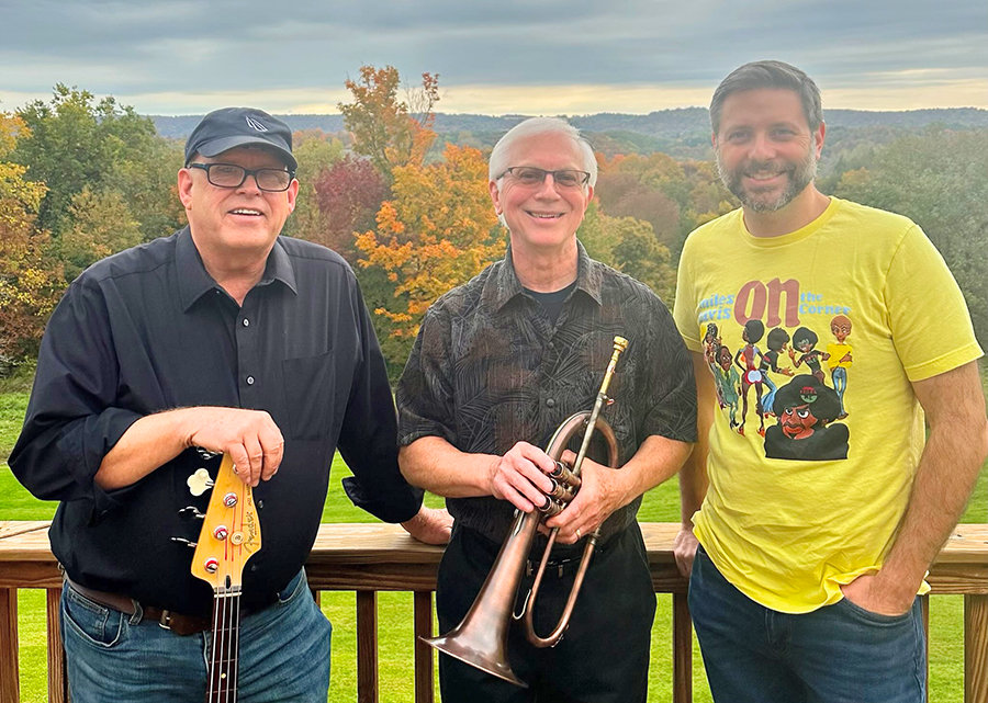 Smooth Jazz Trio, featuring Joe Karwacki on bass, Rick Compton on flugelhorn, conga and percussion, and Jim O’Mahoney on piano, will perform at Franca’s Wine Room Saturday, Oct. 29.