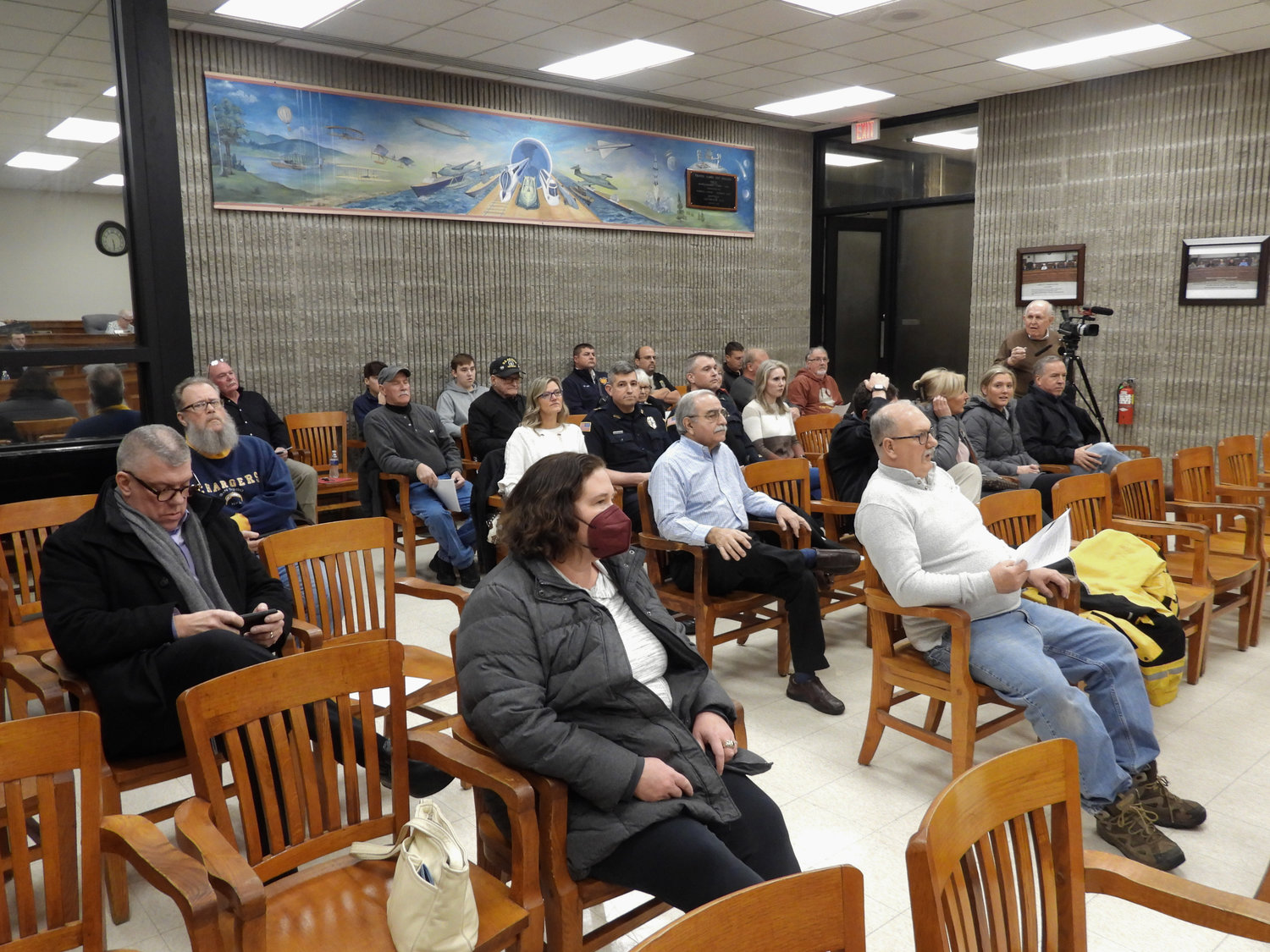 Residents listen to the proceedings during the Common Council meeting at City Hall in Oneida on Tuesday, Jan. 17.