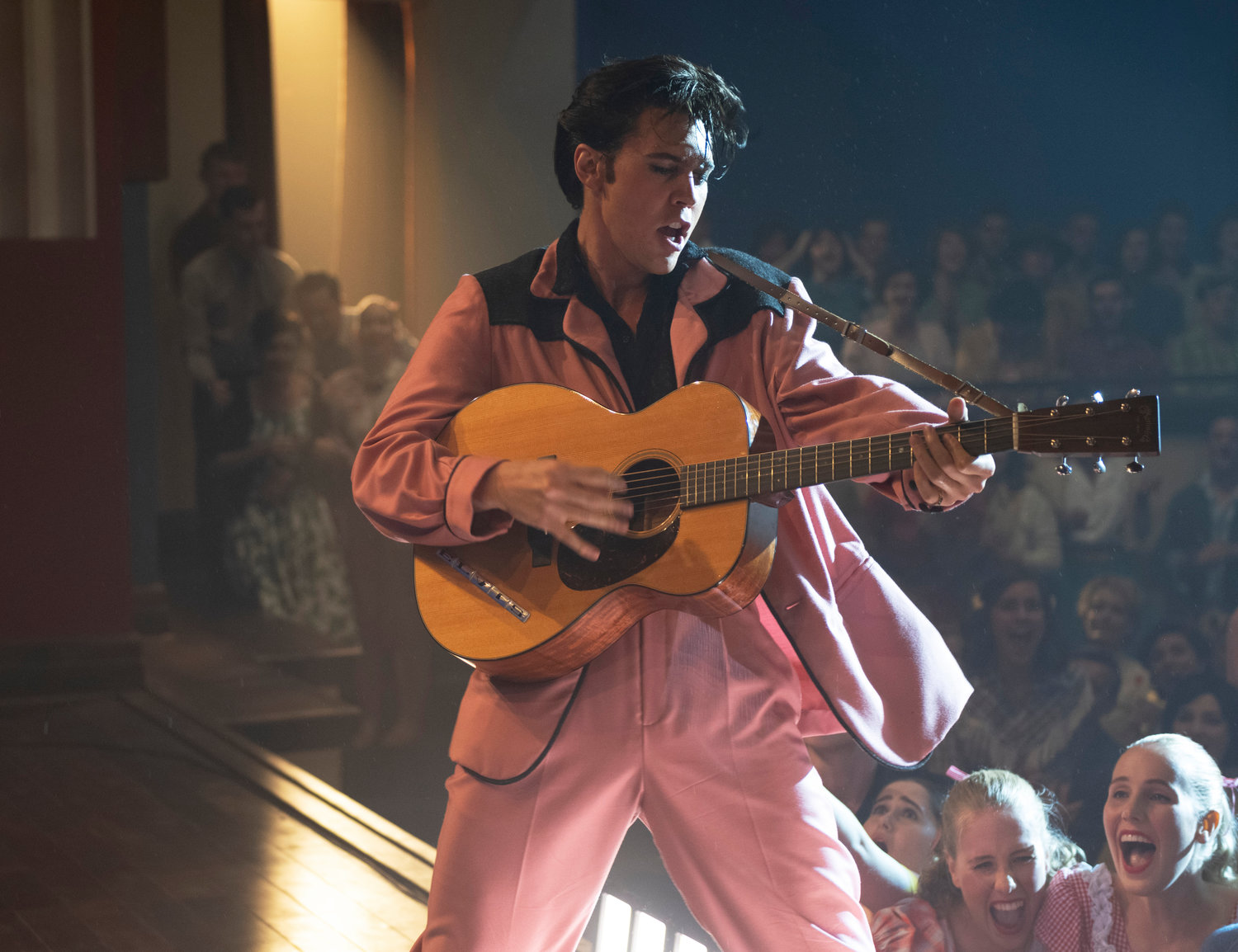 This image released by Warner Bros. Pictures shows Austin Butler in a scene from "Elvis."