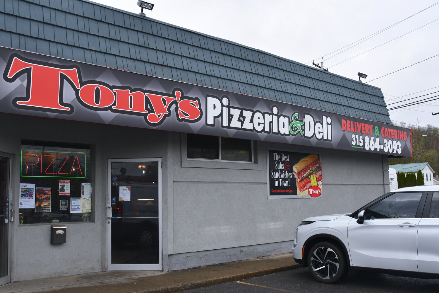 Tony’s Pizzeria &amp; Deli on 195 Oriskany Blvd. in Whitesboro and 4462 Commercial Dr. in New Hartford will be donating 10% of all sales made on Wednesday, April 26, to the American Cancer Society.