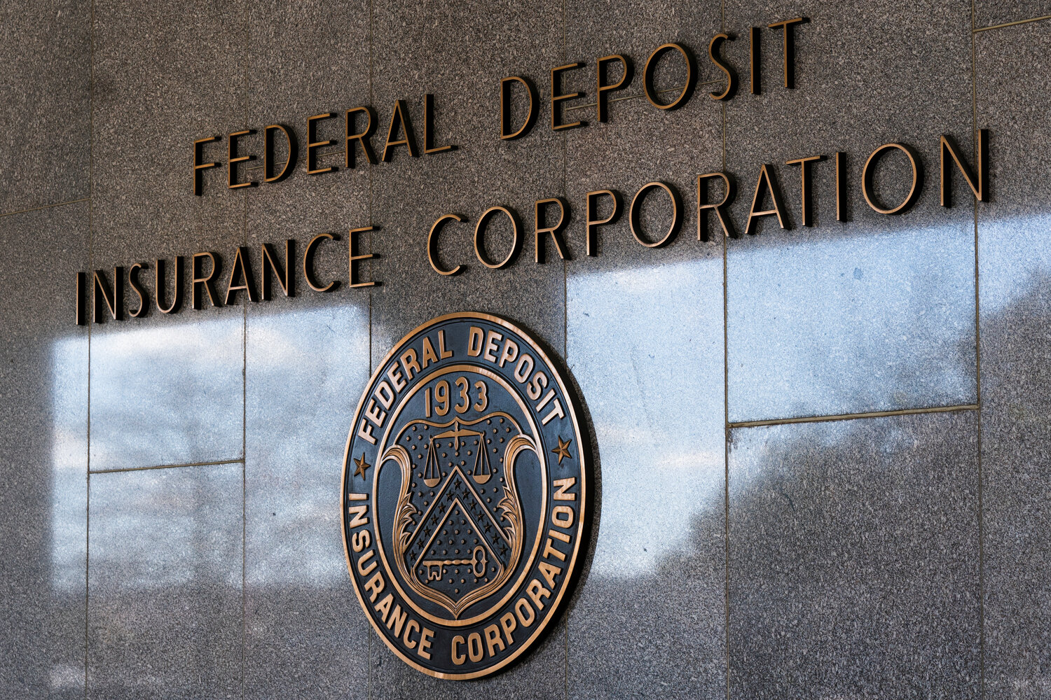 FDIC overhauling US insurance deposit system Daily Sentinel