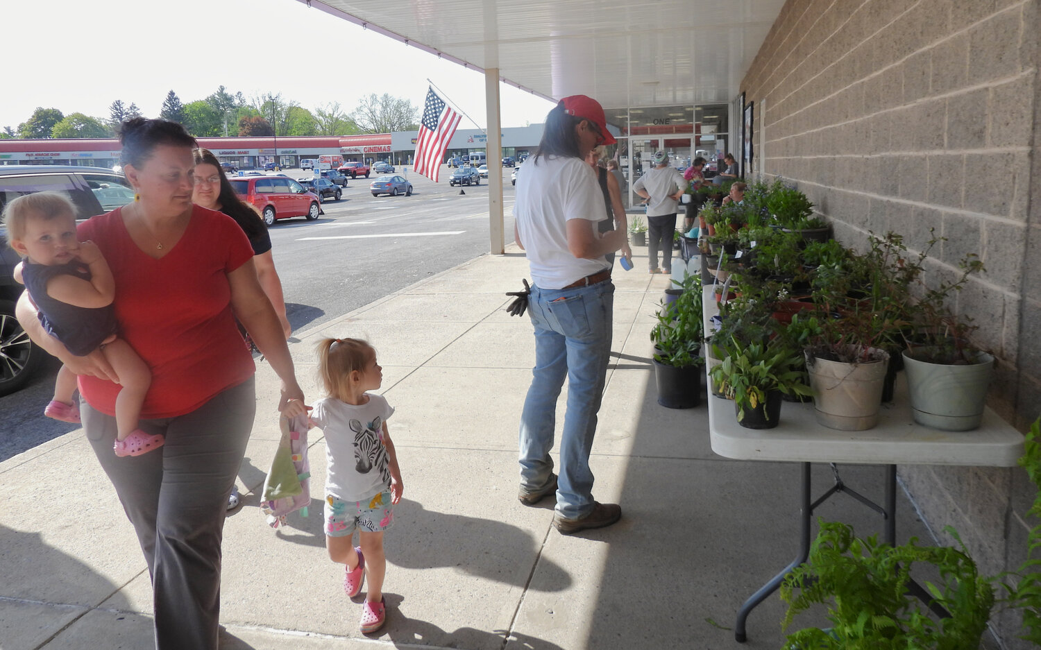 The Green Thumb Garden Club of Oneida Castle held its spring plant sale on Friday, May 12 at Eclectic Chic in Oneida.
