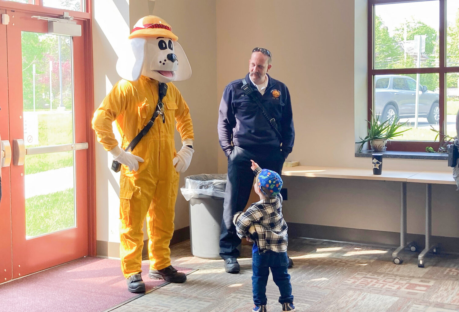The Oneida Fire Department and Oneida Police Department joined the Oneida Public Library for its children's story time and showed young kids their equipment