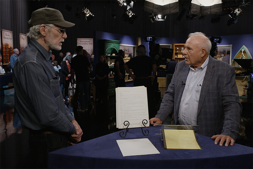 In one of the season’s highlights, collectors discuss a hand-annotated “Lawrence of Arabia” movie script.
